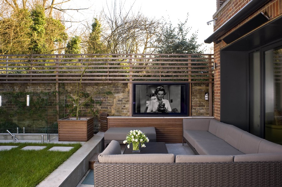 build-a-rock-solid-home-network-for-uninterrupted-outdoor-entertainment
